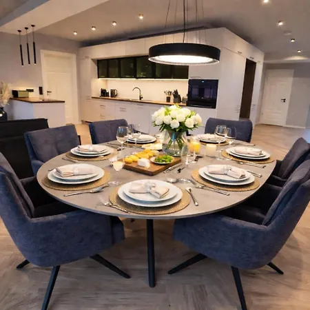 דירה The Summit Rooftop I