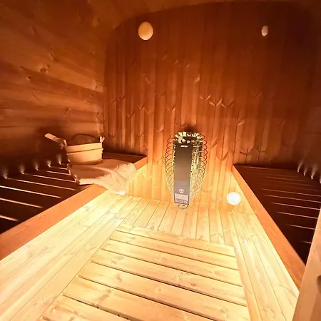 The Summit Rooftop I 아파트 *