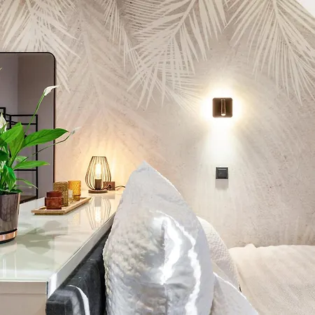 The Summit Rooftop I Apartment Meissen