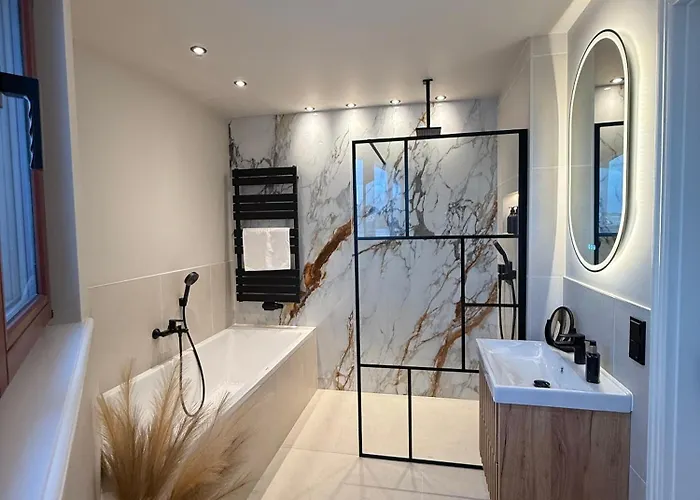 The Summit Rooftop I * Meißen